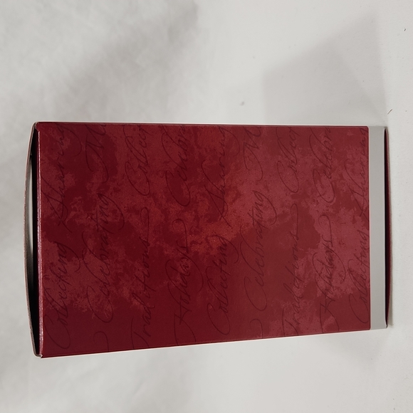 Hallmark Holiday Barbie Ornament's 1998 - Picture 4 of 6